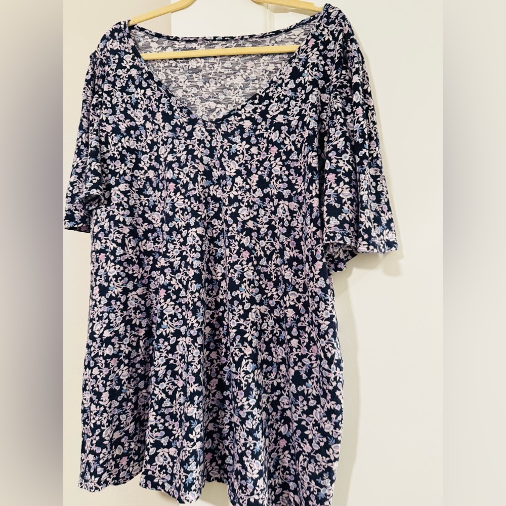 Lane Bryant Floral V-Neck Blouse - Black and White - Picture 8 of 8